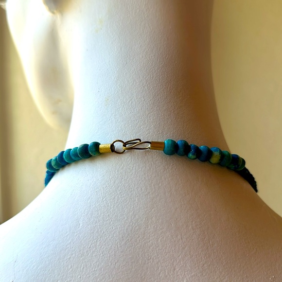 Ocean Blue Choker - Picture 3 of 4